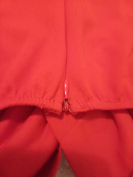 Червена Къса Рокля с Тънки Презрамки (S/M)