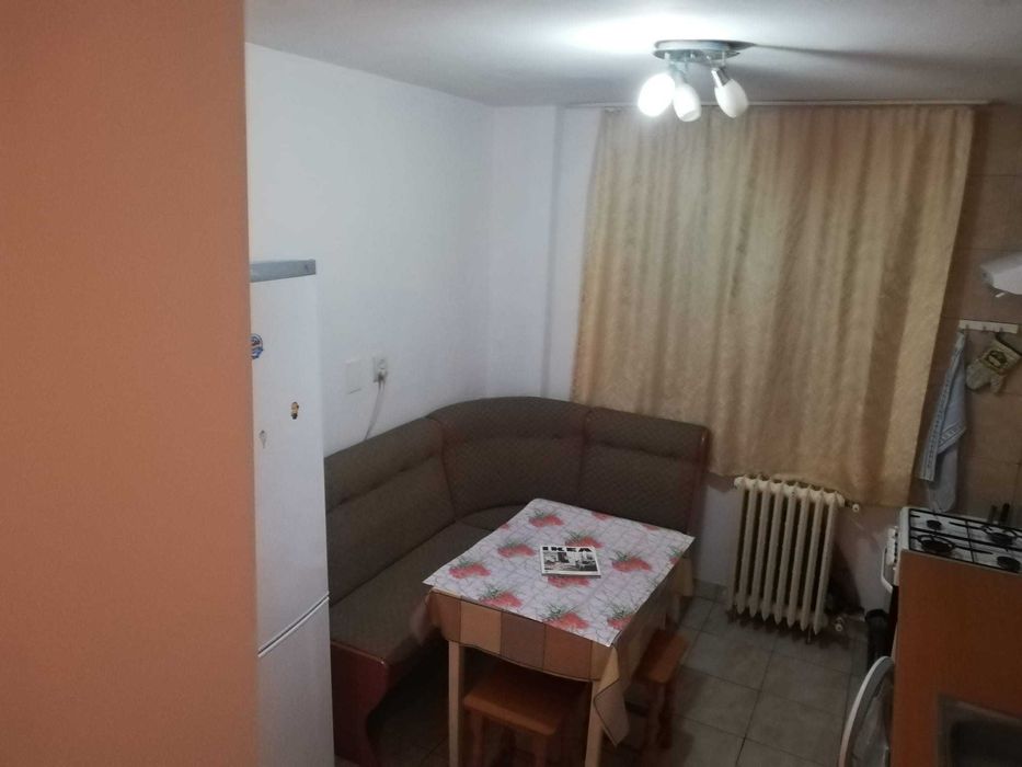 Proprietar, închiriez apartament 2 camere  _ 5 min metrou Lujerului