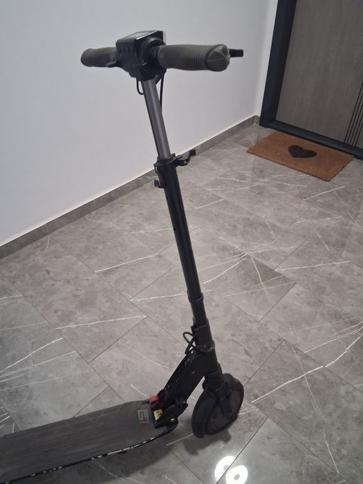 Trotinetă electrică E-TWOW