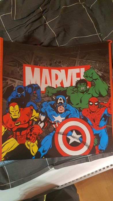 Puzzle Marvel Trefi Original + Sacosa Marvel KIK