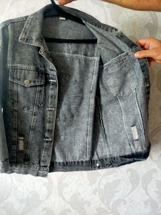 Джинсовки в почти новом состоянии