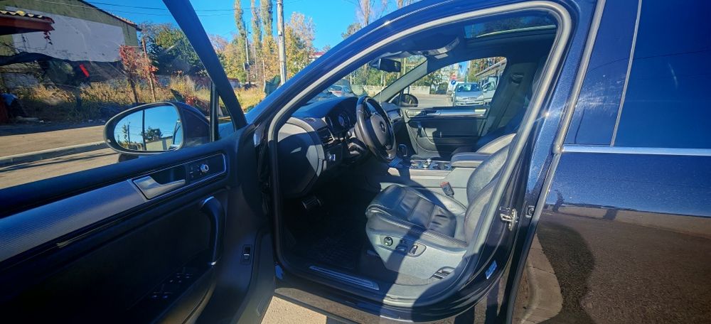 Vând Touareg 2016, interior Rline, 262CP