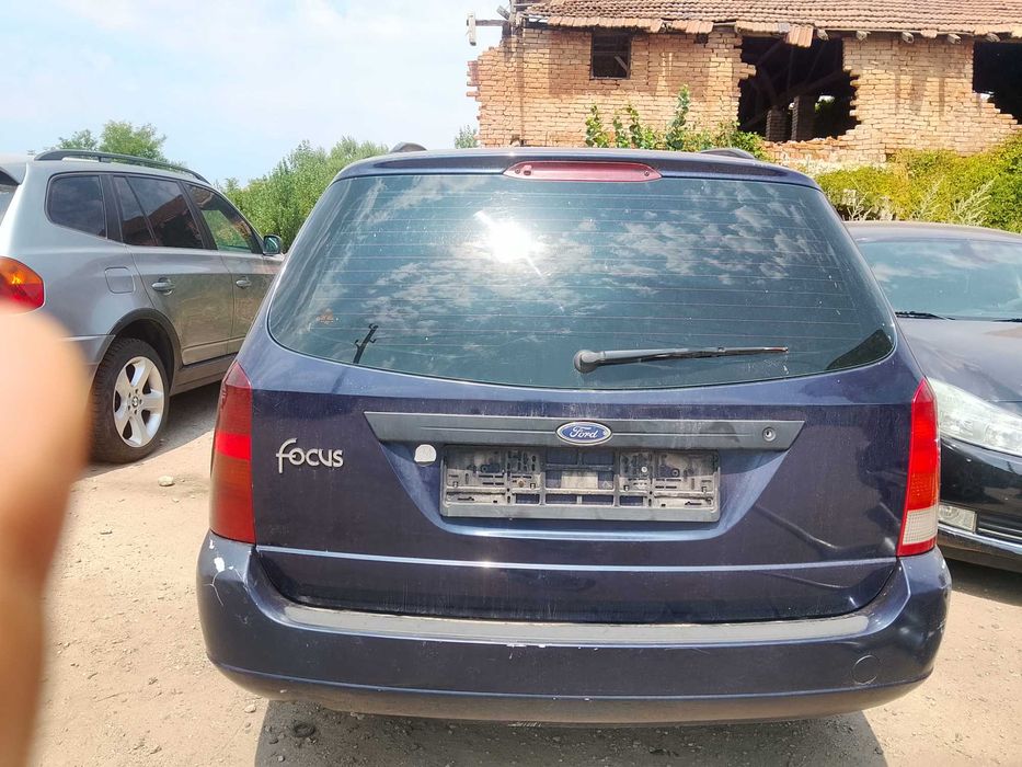 Ford Focus 1.6 бензин