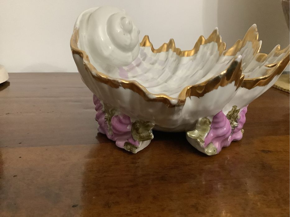 Вазочка в форме ракушки