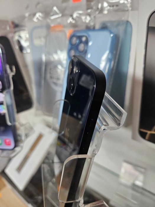 Magazin si cu rate Iphone 13 128GB stare impecabila 6 luni garantie