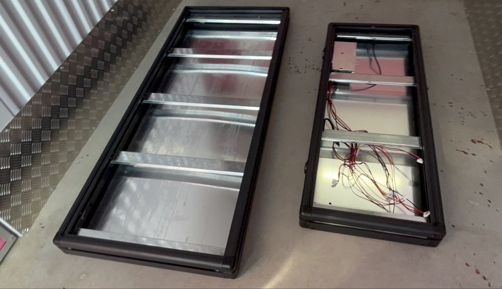 Carcasa caseta reclama luminoasa 100x40cm si 135x55cm