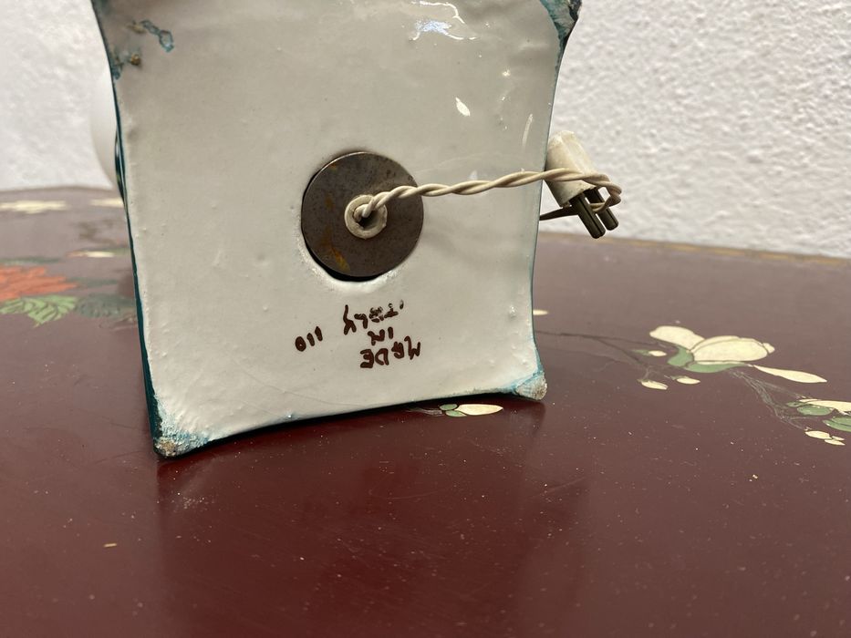 Италианска настолна лампа от порцела