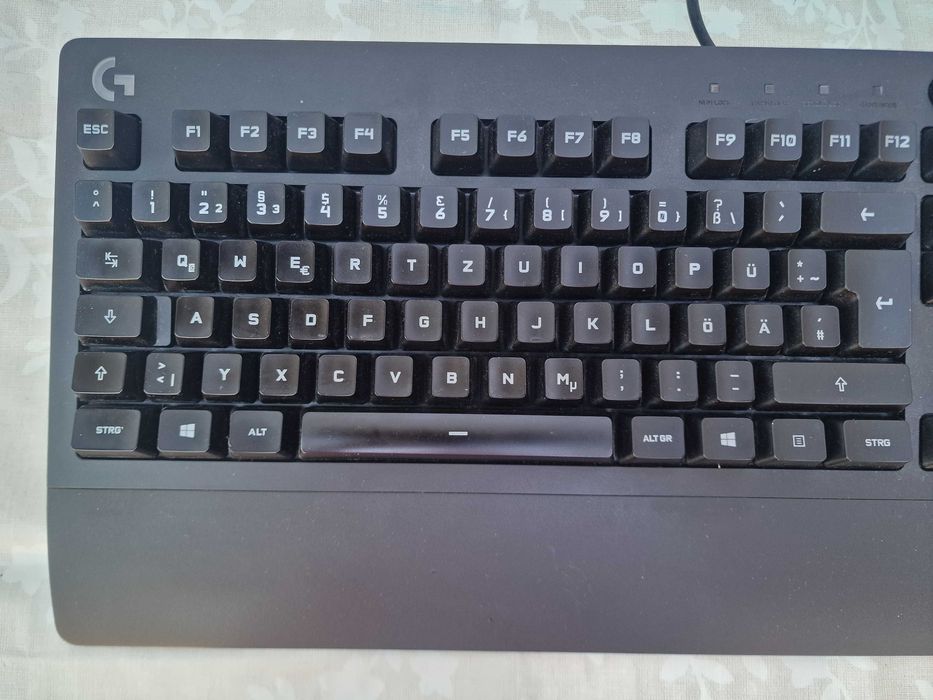 Tastatura gaming Logitech G213 RGB