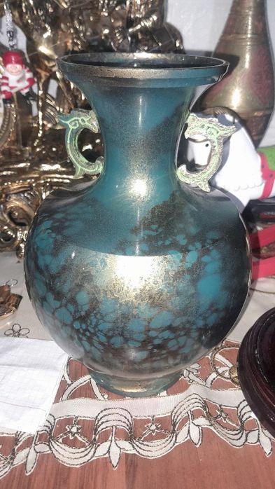 Сувениры,  Бронза Вазы тазы !