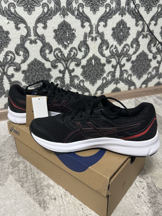 asics кроссовки новые