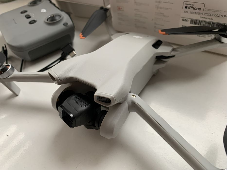Продавам Дрон DJi Mini 3 в отлично състояние