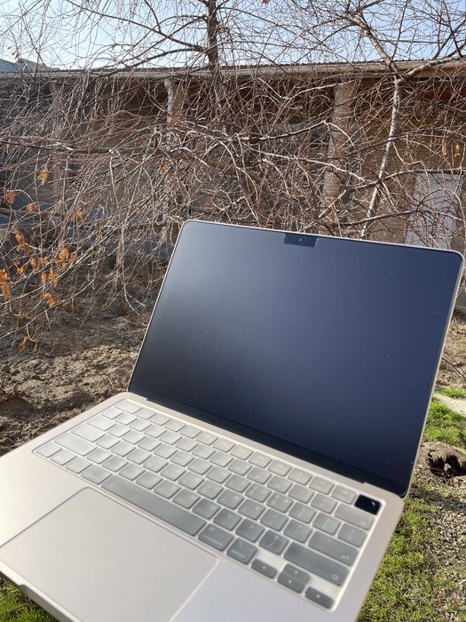 MacBook Air 13, M2 (16/256)