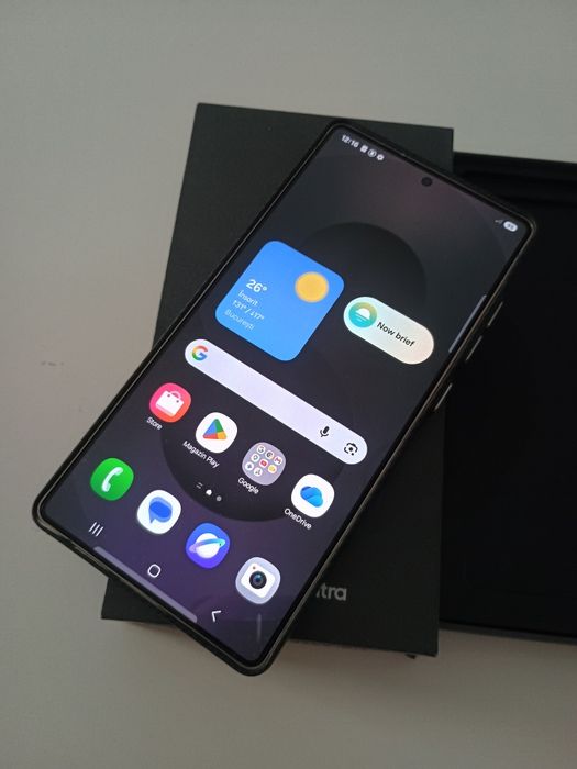 Vând SAMSUNG S25 ULTRA, full box, impecabil + husa + folie!!!