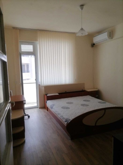 Дава се под наем Тристаен апартамент в Пловдив, Център - 1020 кв.м за 510 € - Снимка #8