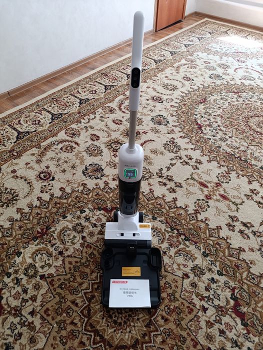 Телевизор, пылесос