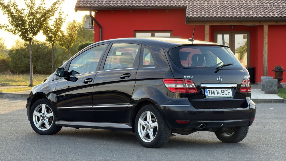 MERCEDES-BENZ B-Class 2011 — imagine 4