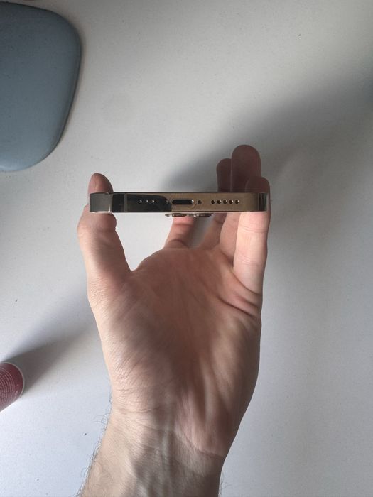 Iphone 13 pro gold