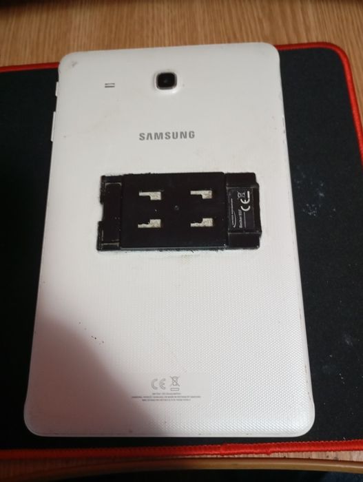 Tableta Samsung tab e