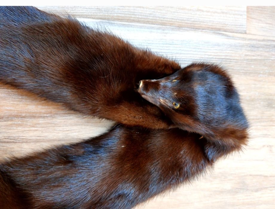 Яка от норка,кафява