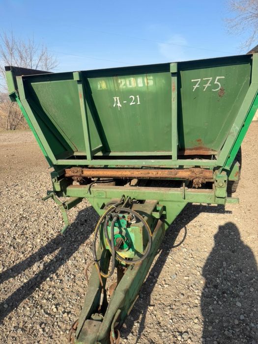 Продам мтт9  новоза расбрасыватель