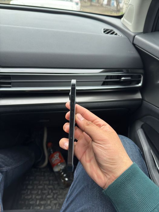 Айфон 16 про продаются