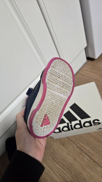 Маратонки момиче 22 номер