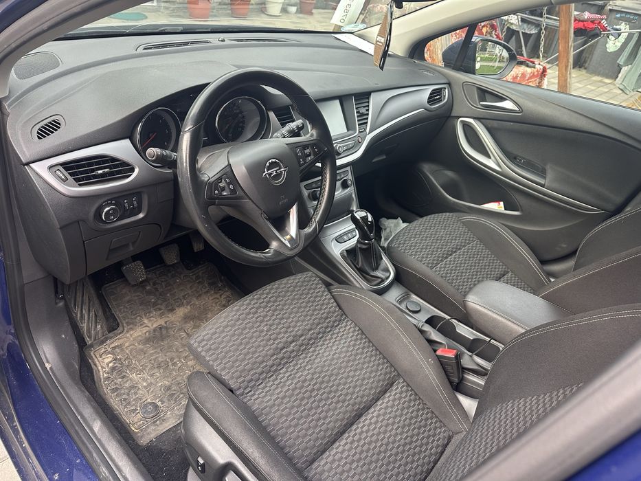 Opel astra K 2017