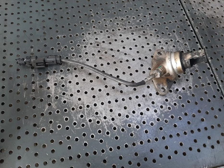 senzor temperatura 1.5 d b37c15a bmw serie 2 f45  8851164