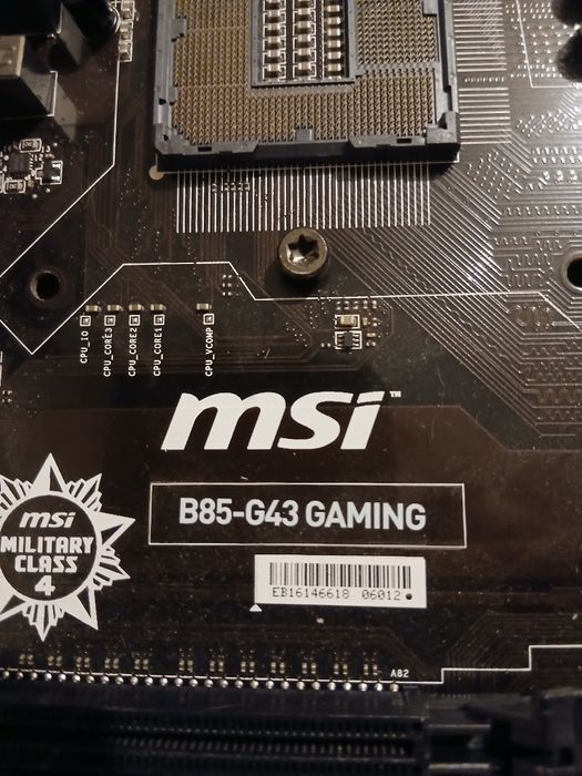 Дъно B85 G43 gaming с процесор i7 4790k и рам 8гб  и видео карта