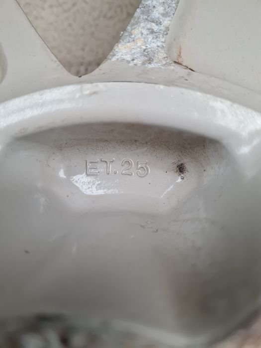 Джанти ALUTEC за ПЕЖО СИТРОЕН PEUGEOT Citroen R16 4x108 ET25 7J