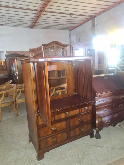 шкафза тв скрин комод внос от Европа