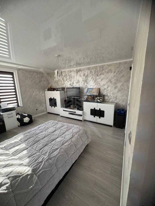 Продава се Многостаен апартамент в Пловдив, Остромила - 179 кв.м за 841 €/кв.м - Снимка #9