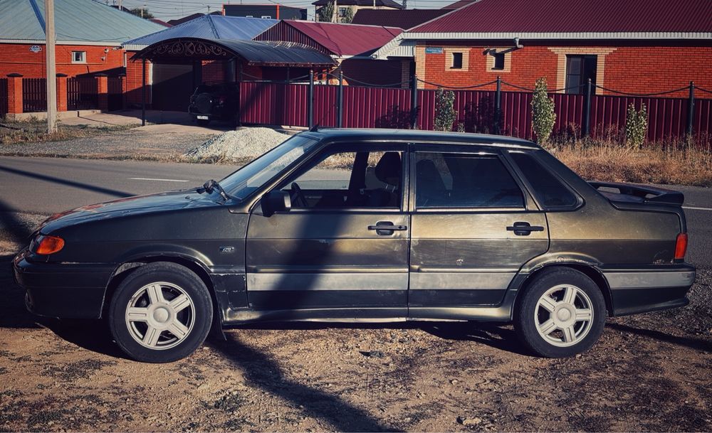 Ваз 2115 1.6 бензин 2002г