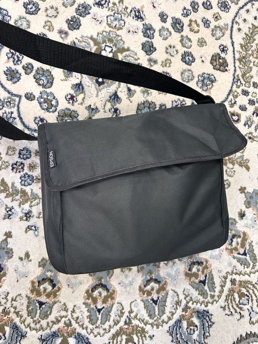 проектор Epson EB-S04