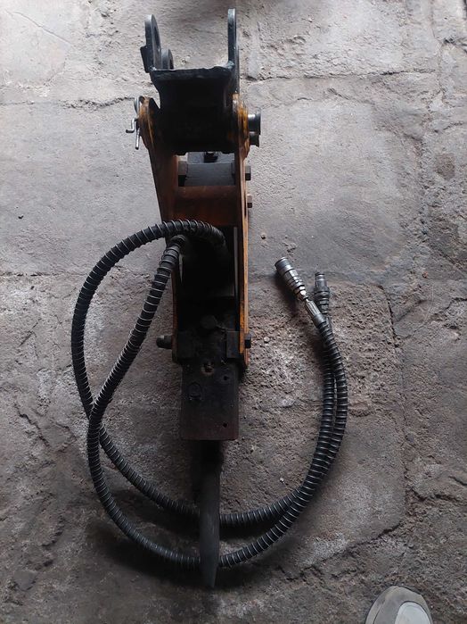 Мини багер Volvo