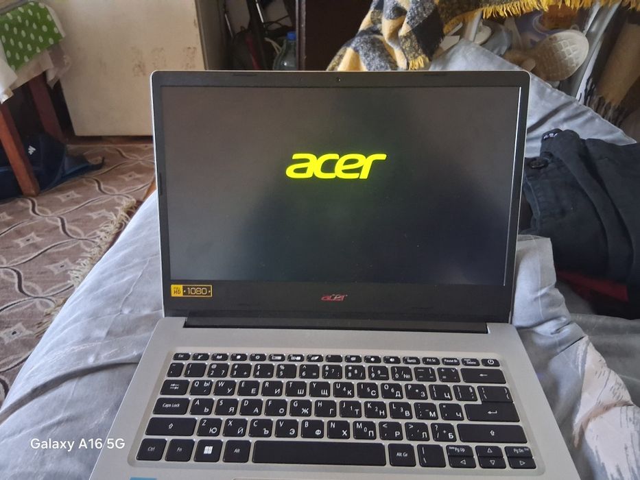 Продавам лаптоп Acer