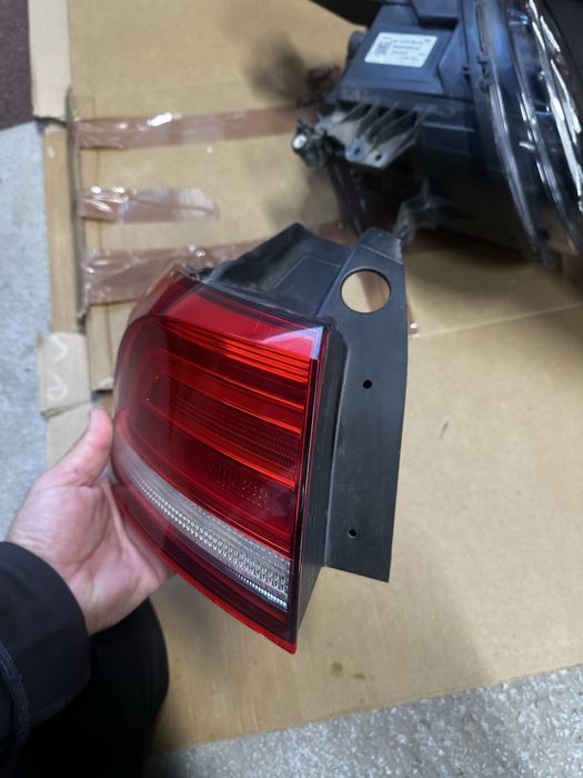 Stop stânga led vw passat b8 break.