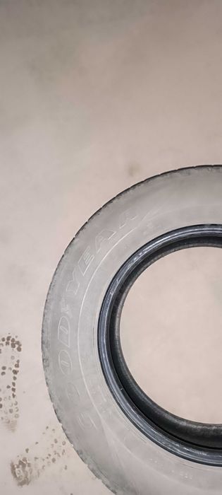 Летняя б/у резину Goodyear