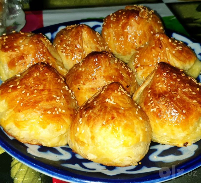 Самса слоеная и песочная.