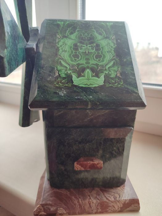 Продам шкатулку мелница