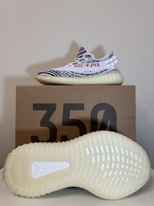 Yeezy 350 Boost - Zebra