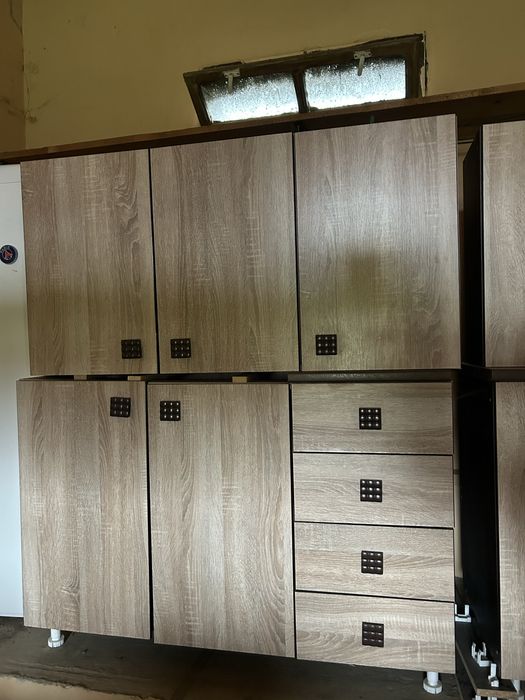 Vând mobilă de bucătărie!