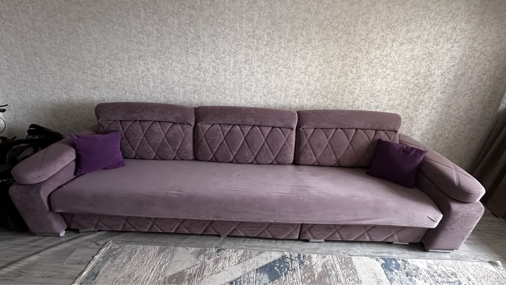 Продам диван 200000