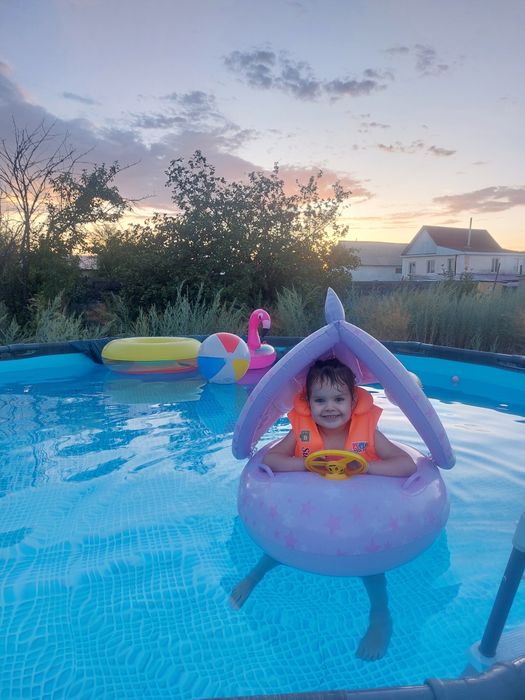 Продам большой каркасный бассейн