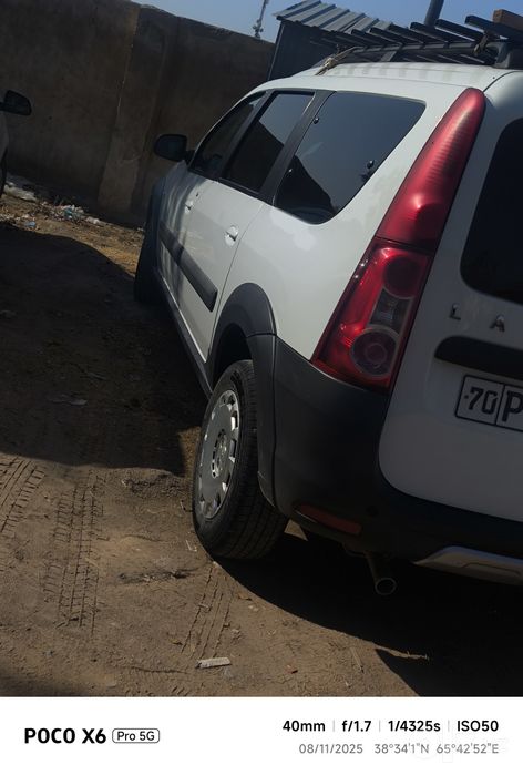 Lada largus cros