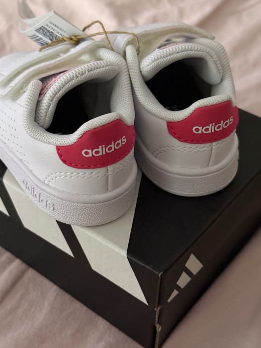 Детски обувки Adidas
