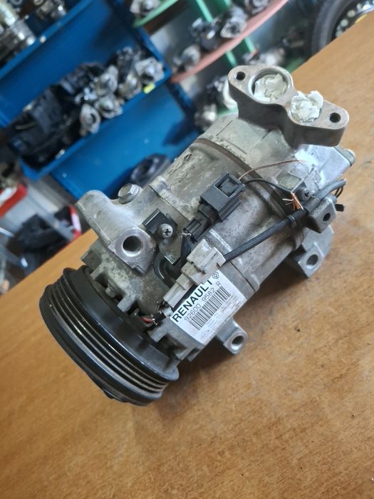Compresor aer condiționat Renault Clio 4 1.2 Benzina