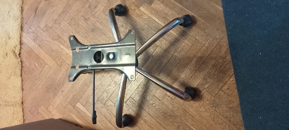 Части за офис стол