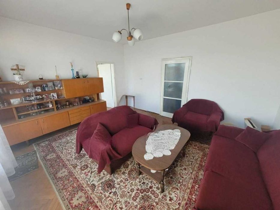 Продава се Тристаен апартамент в Пловдив, Център - 85 кв.м за 690 €/кв.м - Снимка #2