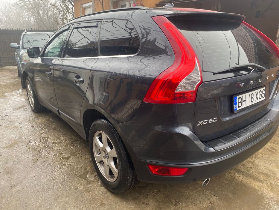 Vând Volovo XC60